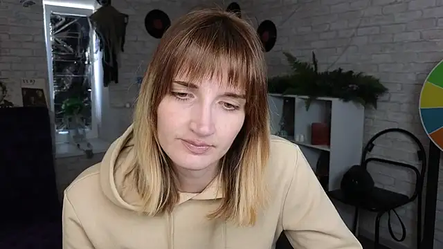 Nika Kitten online show from 03-16-26, 11:03