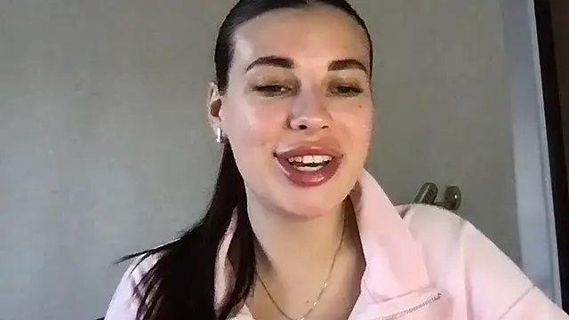 MoonriseGoddess online show from 04-12-26, 09:47