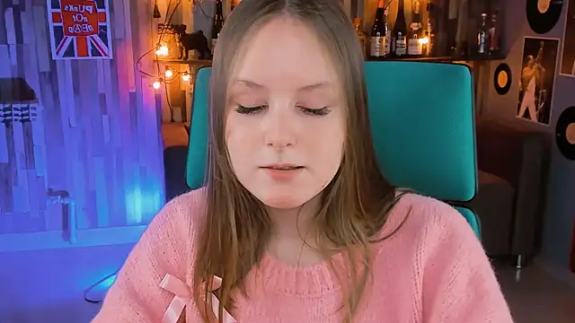 VivienLeeigh online show from 01-22-25, 04:55