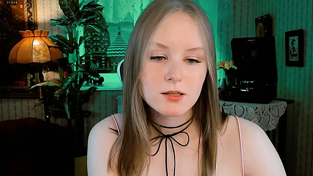 VivienLeeigh online show from 01-26-25, 09:08