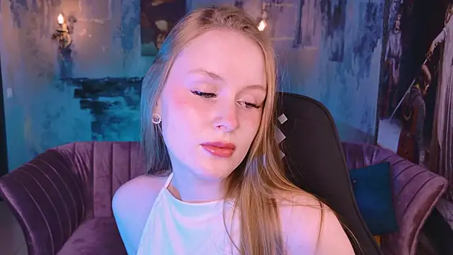 VivienLeeigh online show from 11-02-25, 09:11