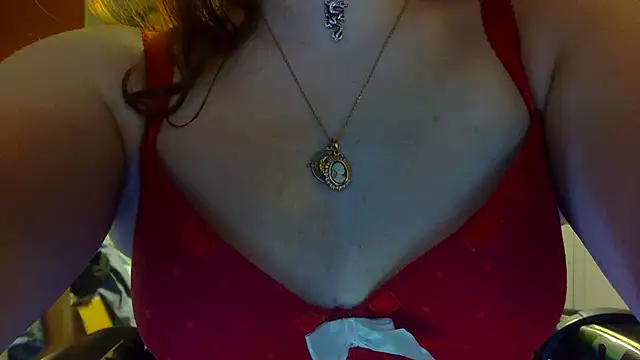 Snapshot of Psychosweety chatting on 03-06-26, 08:38 Psychosweety online show from 03-06-26, 08:38