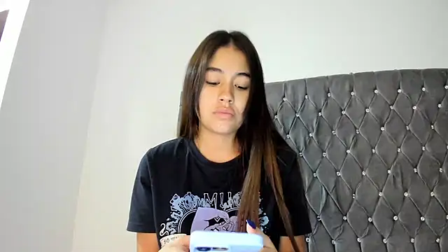 AriaMontgomery online show from 01-25-25, 05:29