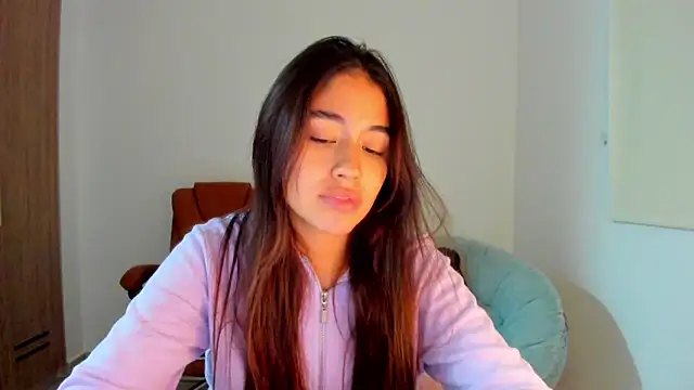 AriaMontgomery online show from 03-11-25, 12:11