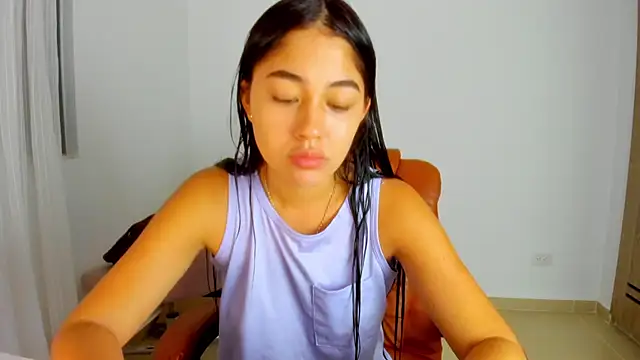 AriaMontgomery online show from 05-04-26, 03:24