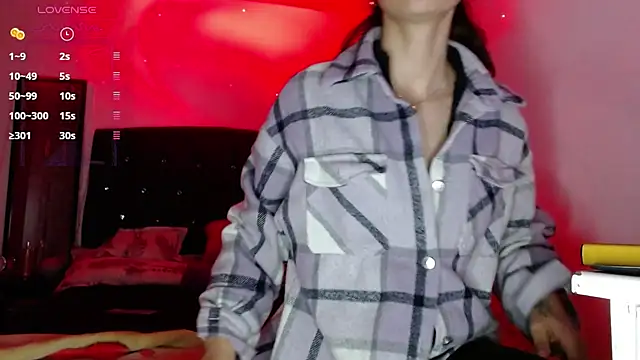 Snapshot of holy_juli chatting on 02-10-25, 03:24 holy juli online show from 02-10-25, 03:24