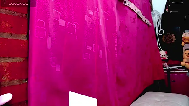 holy juli online show from 01-08-26, 04:26