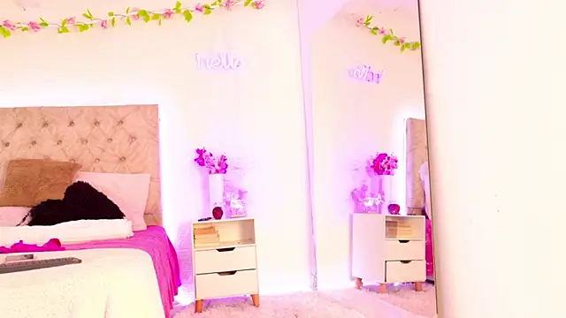 Snapshot of Anastasia2023 chatting on 11-16-25, 08:36 Anastasia2023 online show from 11-16-25, 08:36