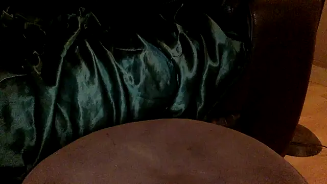 Snapshot of soufun99 chatting on 03-28-26, 04:45 soufun99 online show from 03-28-26, 04:45