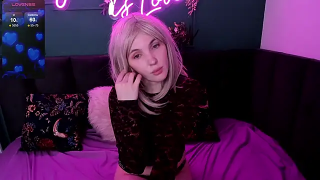 Fluffy Monica online show from 03-01-25, 07:19