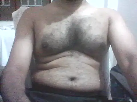 Snapshot of knighttriderr chatting on 12-08-24, 06:28 knighttriderr online show from 12-08-24, 06:28