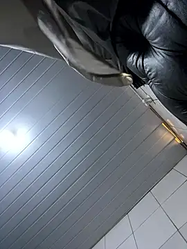 luara1988 online show from 01-12-26, 04:12