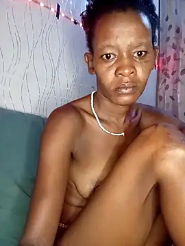 Snapshot of TastyAfrica chatting on 02-06-26, 10:24 TastyAfrica online show from 02-06-26, 10:24