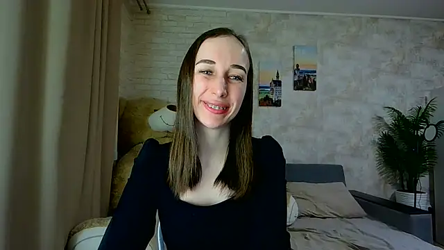 Snapshot of Anika_bloom chatting on 02-01-26, 09:35 Anika bloom online show from 02-01-26, 09:35