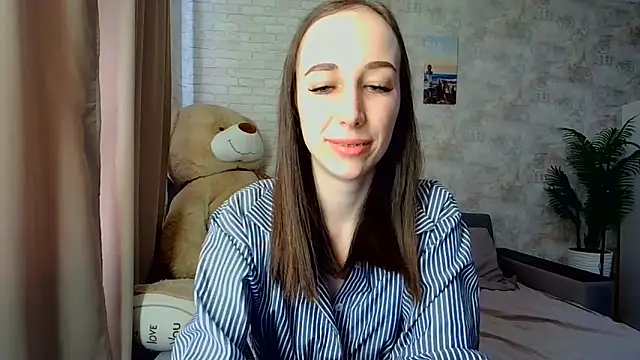 Snapshot of Anika_bloom chatting on 02-21-26, 11:22 Anika bloom online show from 02-21-26, 11:22