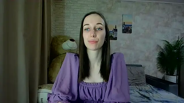Snapshot of Anika_bloom chatting on 03-08-26, 04:16 Anika bloom online show from 03-08-26, 04:16