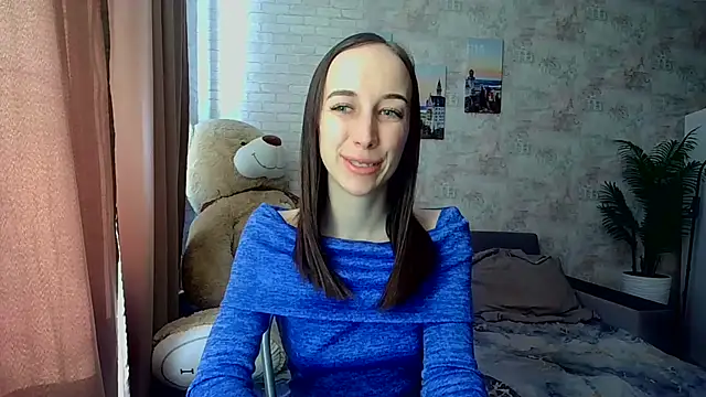 Snapshot of Anika_bloom chatting on 03-10-26, 10:09 Anika bloom online show from 03-10-26, 10:09