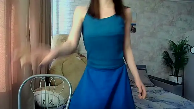 Snapshot of Anika_bloom chatting on 03-15-26, 10:10 Anika bloom online show from 03-15-26, 10:10