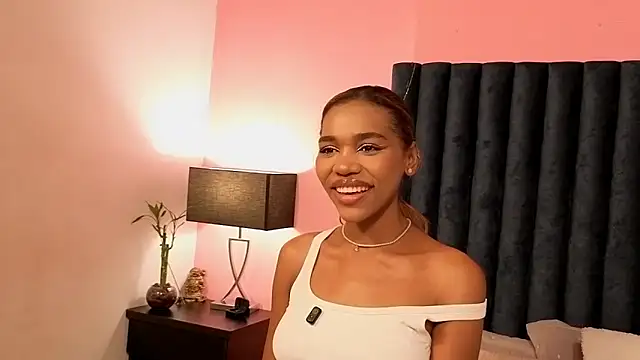 Lily Miiller online show from 09-12-25, 09:04