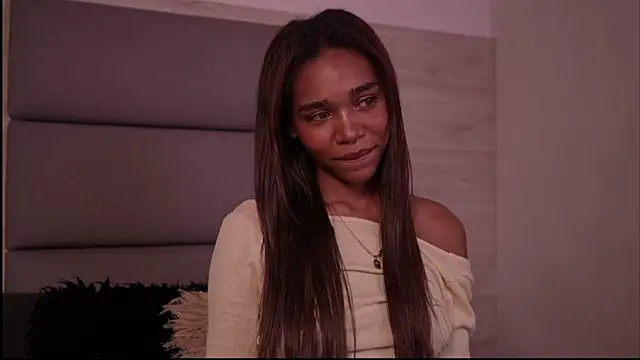 Lily Miiller online show from 04-28-26, 08:47