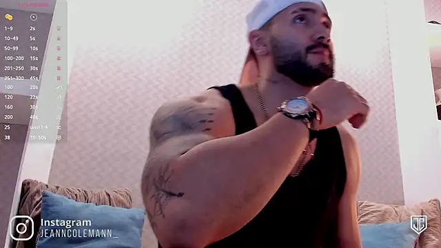 Snapshot of JeanColleman chatting on 01-09-25, 03:47 JeanColleman online show from 01-09-25, 03:47