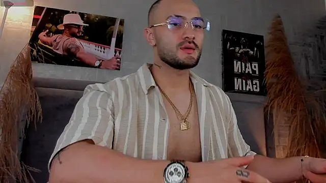 Snapshot of JeanColleman chatting on 09-18-25, 03:52 JeanColleman online show from 09-18-25, 03:52