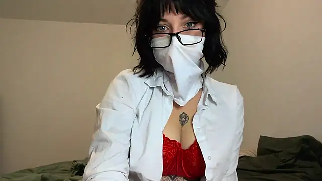 Cleopatra Candy online show from 11-18-25, 09:14