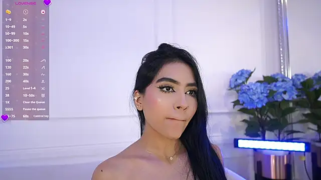 Snapshot of elasummer chatting on 02-22-25, 05:57 elasummer online show from 02-22-25, 05:57