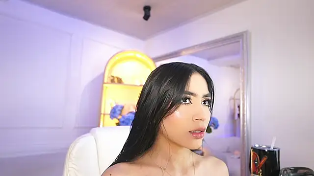 Snapshot of elasummer chatting on 09-10-25, 12:16 elasummer online show from 09-10-25, 12:16