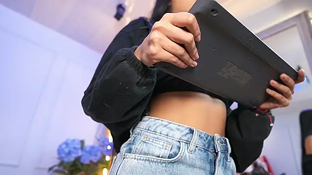 elasummer online show from 04-29-26, 12:42