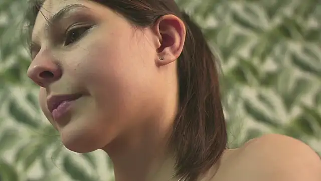 whisper of love online show from 03-21-25, 05:11