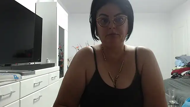 Amandamuller1982 online show from 09-10-25, 12:43