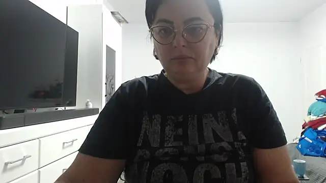 Amandamuller1982 online show from 09-26-25, 09:41