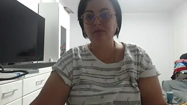 Amandamuller1982 online show from 10-04-25, 09:57