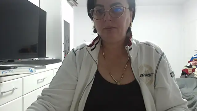 Amandamuller1982 online show from 11-06-25, 08:54