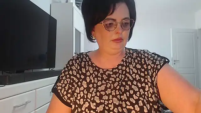 Amandamuller1982 online show from 05-15-26, 12:56