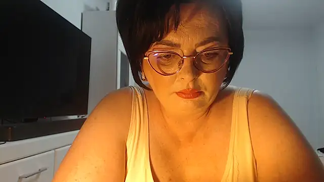 Amandamuller1982 online show from 05-16-26, 07:34