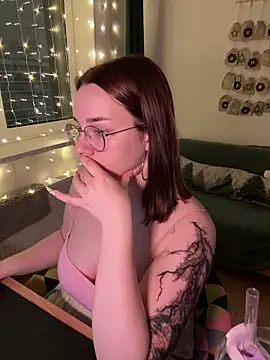 Snapshot of CookyDaisy chatting on 01-12-25, 12:39 CookyDaisy online show from 01-12-25, 12:39