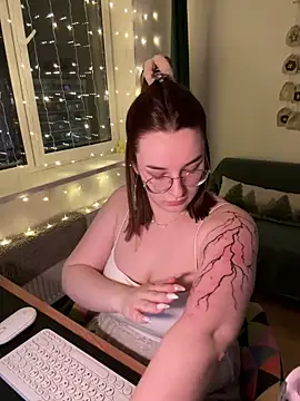 Snapshot of CookyDaisy chatting on 01-12-25, 06:16 CookyDaisy online show from 01-12-25, 06:16