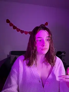 Snapshot of CookyDaisy chatting on 02-08-25, 02:04 CookyDaisy online show from 02-08-25, 02:04