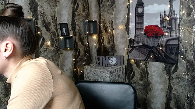 Snapshot of KarolinaRosse_ chatting on 12-31-24, 06:48 KarolinaRosse online show from 12-31-24, 06:48