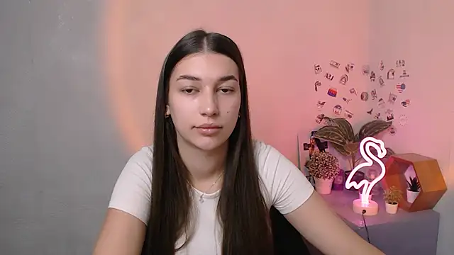 KarolinaRosse  online show from 11-17-25, 07:03