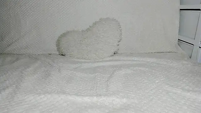 Snapshot of andradahot15 chatting on 01-19-25, 01:32 andradahot15 online show from 01-19-25, 01:32