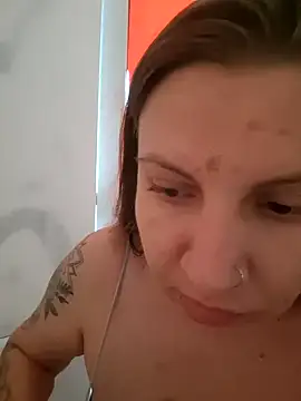 Snapshot of andradahot15 chatting on 09-22-25, 12:29 andradahot15 online show from 09-22-25, 12:29