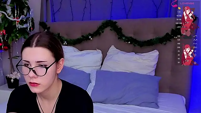 Bella Murrr online show from 12-25-24, 12:15