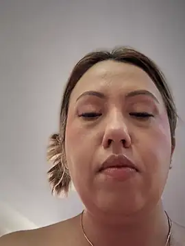 VIOLETA-25  online show from 01-10-26, 02:41