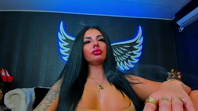 Snapshot of anemarieejolie chatting on 12-04-25, 06:38 anemarieejolie online show from 12-04-25, 06:38