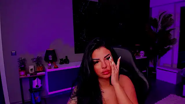 Snapshot of anemarieejolie chatting on 02-24-26, 06:28 anemarieejolie online show from 02-24-26, 06:28