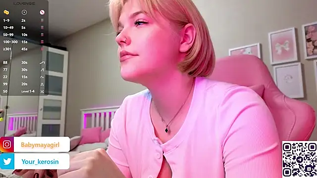 Snapshot of Maya_Rave chatting on 03-06-25, 07:25 Maya Rave online show from 03-06-25, 07:25