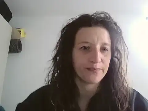 Snapshot of hanamy_joha chatting on 01-08-25, 02:03 hanamy joha online show from 01-08-25, 02:03